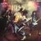 KISS ALIVE! = キッス アライヴ!
